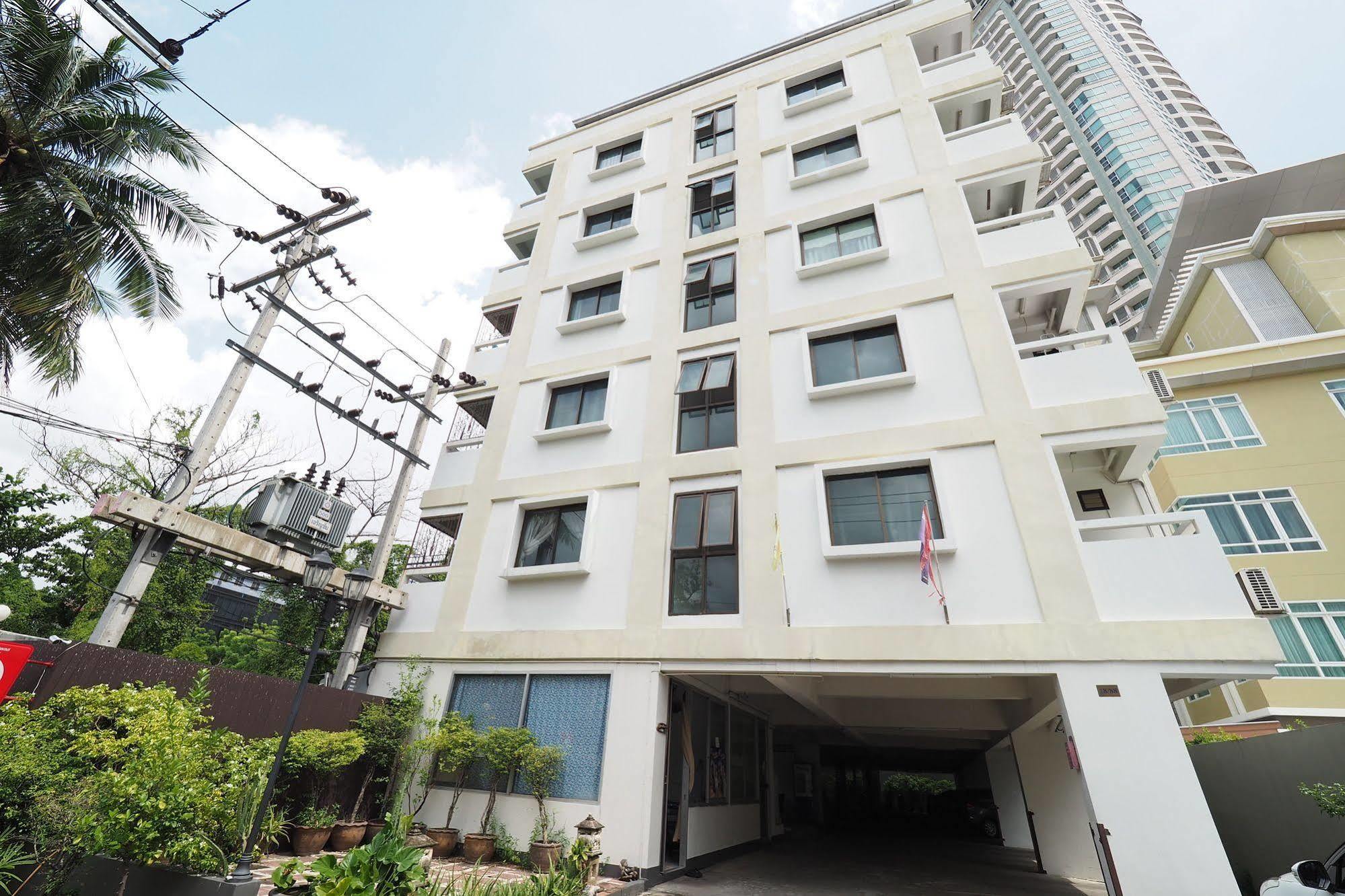 Living Naraa Place Bangkok Eksteriør billede