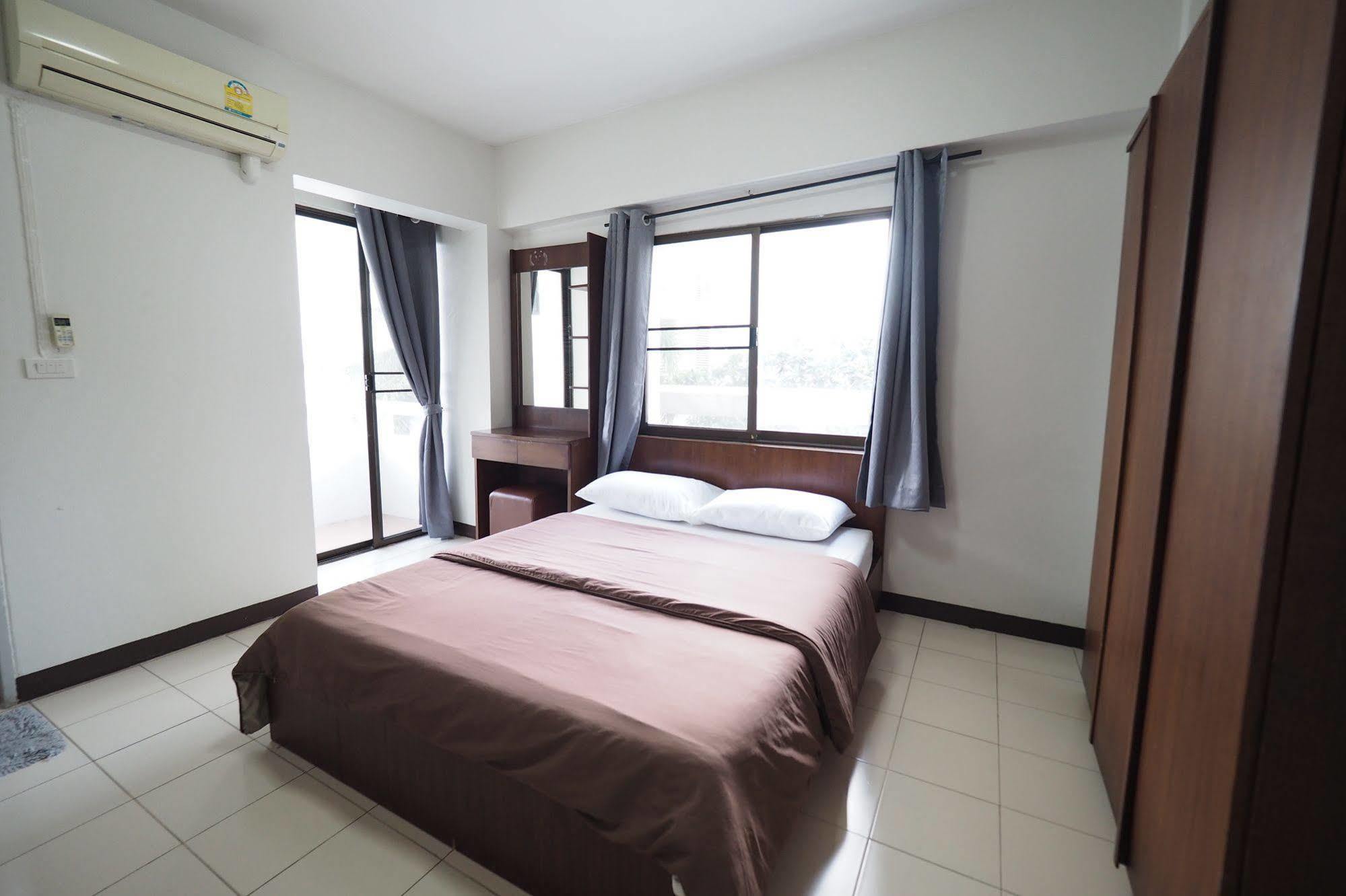 Living Naraa Place Bangkok Eksteriør billede